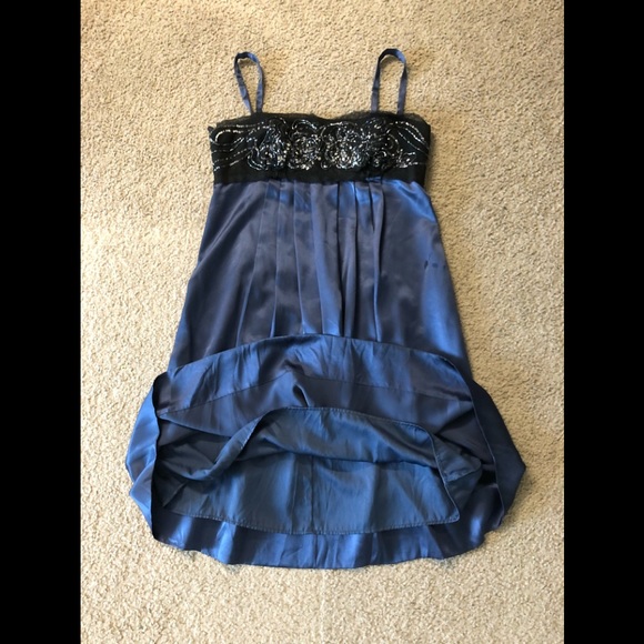 BCBGMaxAzria 100% Silk Dress 10🌟Straps Beaded PArty formal gorgeously - Picture 3 of 14